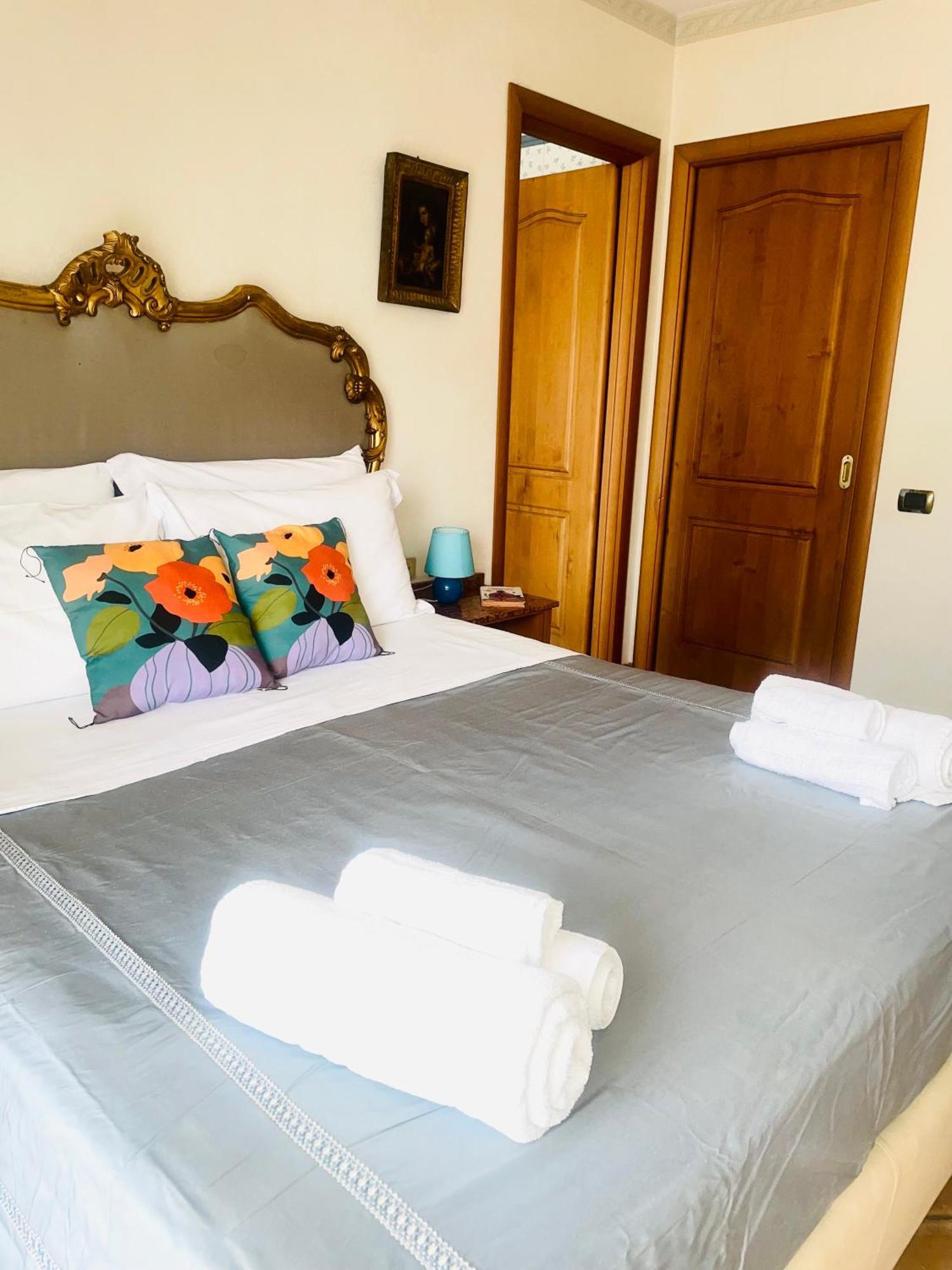 Bed and Breakfast La Casa Di Erica Neapol Exteriér fotografie